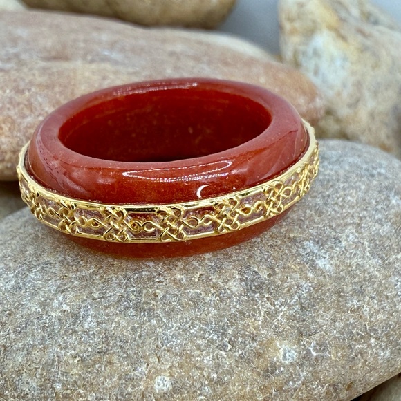 Red Jade Ruyi Knot Band Ring 18K Vermeil Over Sterling Silver Size 8 NWT - Picture 5 of 17